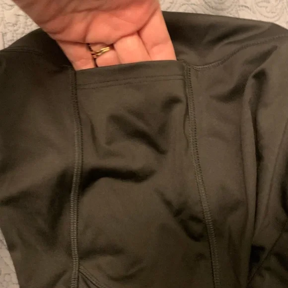 PINK VS Gray Biker Shorts with phone pockets - Picture 3 of 3